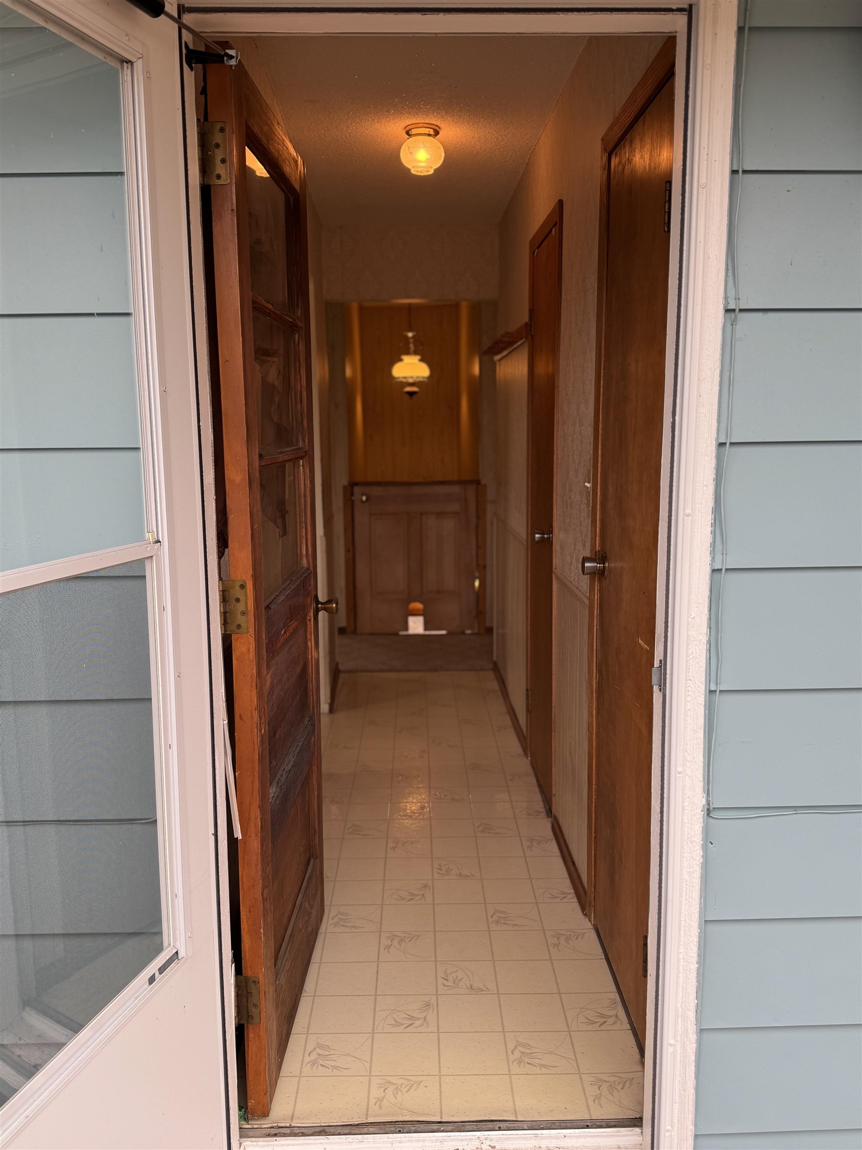 3135 Montgomery Road Bellaire, MI 49615 - Photo 4 of 40 1933849-c62b0b3b-540a-42ae-b712-a27e03e78402.JPG