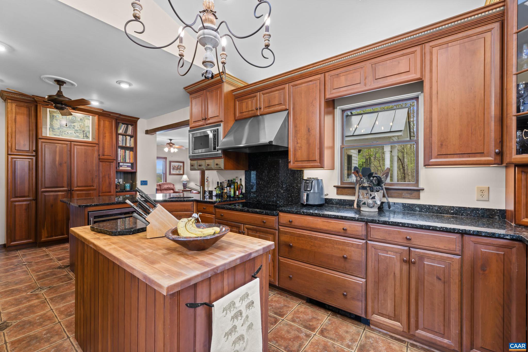 665 Newport Road Steeles Tavern, VA 24476 - Photo 19 of 73