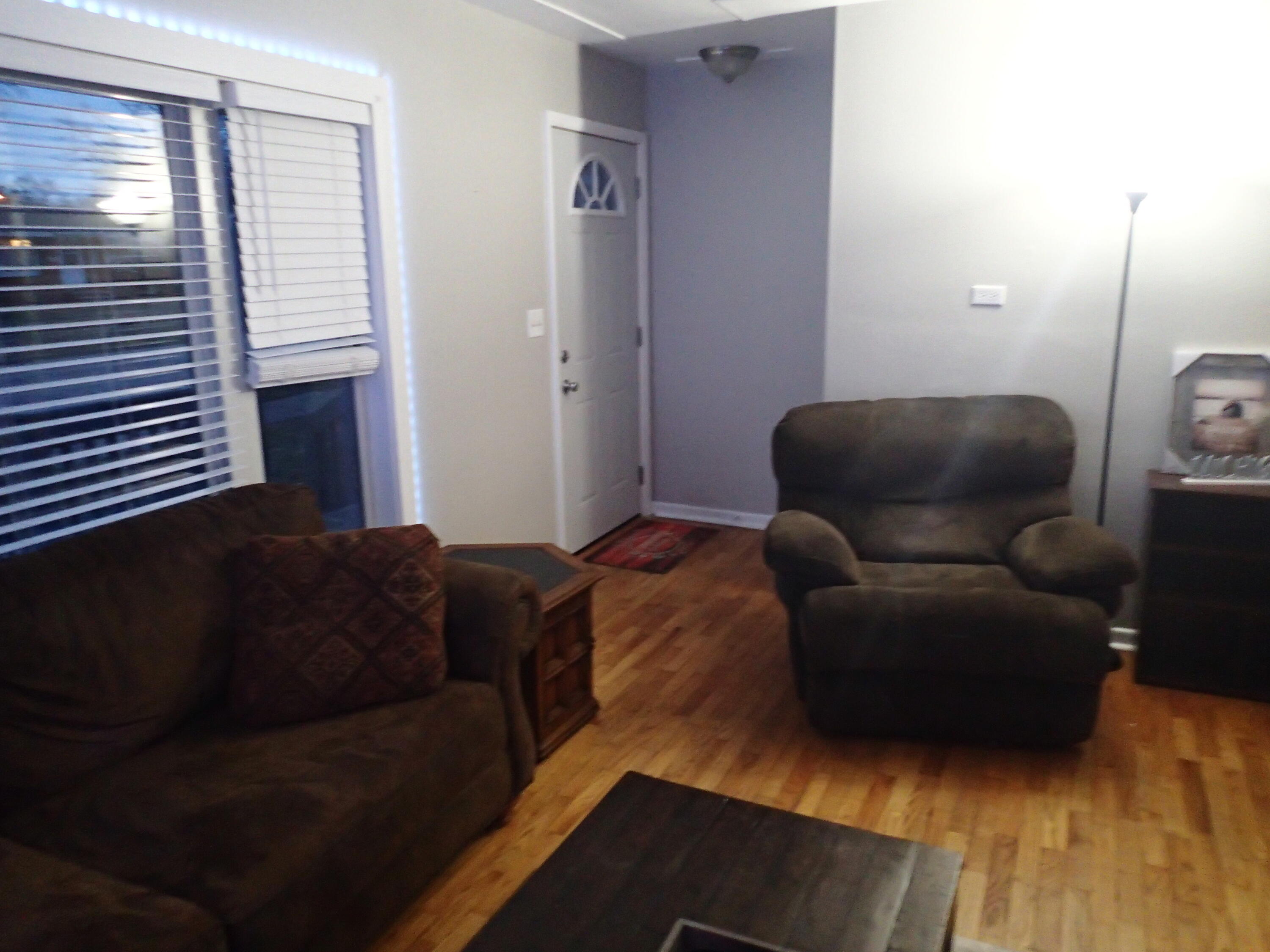 1033 Drexel Road Muskegon, MI 49441 - Photo 4 of 19 P3290025