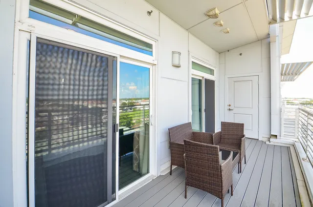 $225,000 | 6955 Turtlewood Drive, Unit 607, Houston, TX 77072