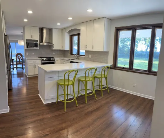 $3,950 | 23362 North Apple Hill Lane, Lincolnshire, IL 60069