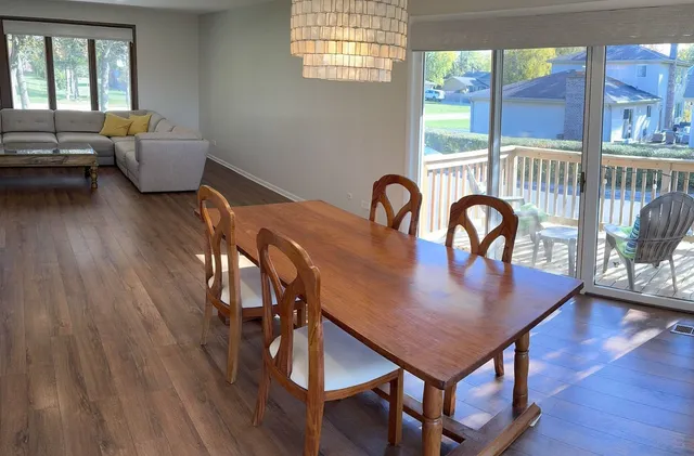 $3,950 | 23362 North Apple Hill Lane, Lincolnshire, IL 60069