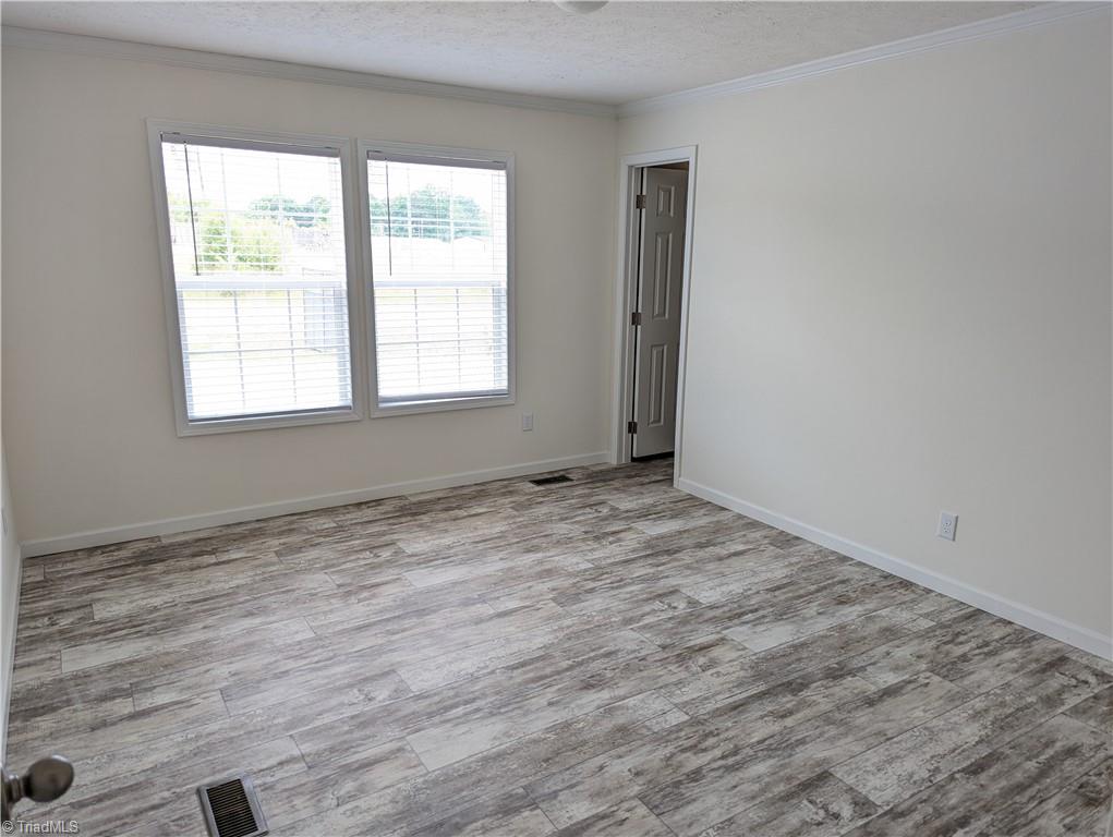 2152 Meadow Ridge Road Burlington, NC 27217 - Photo 18 of 33 Gallery Image 18