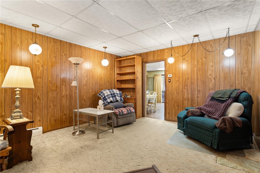 85 Stillwater Road Smithfield, RI 02917 - Photo 5 of 36