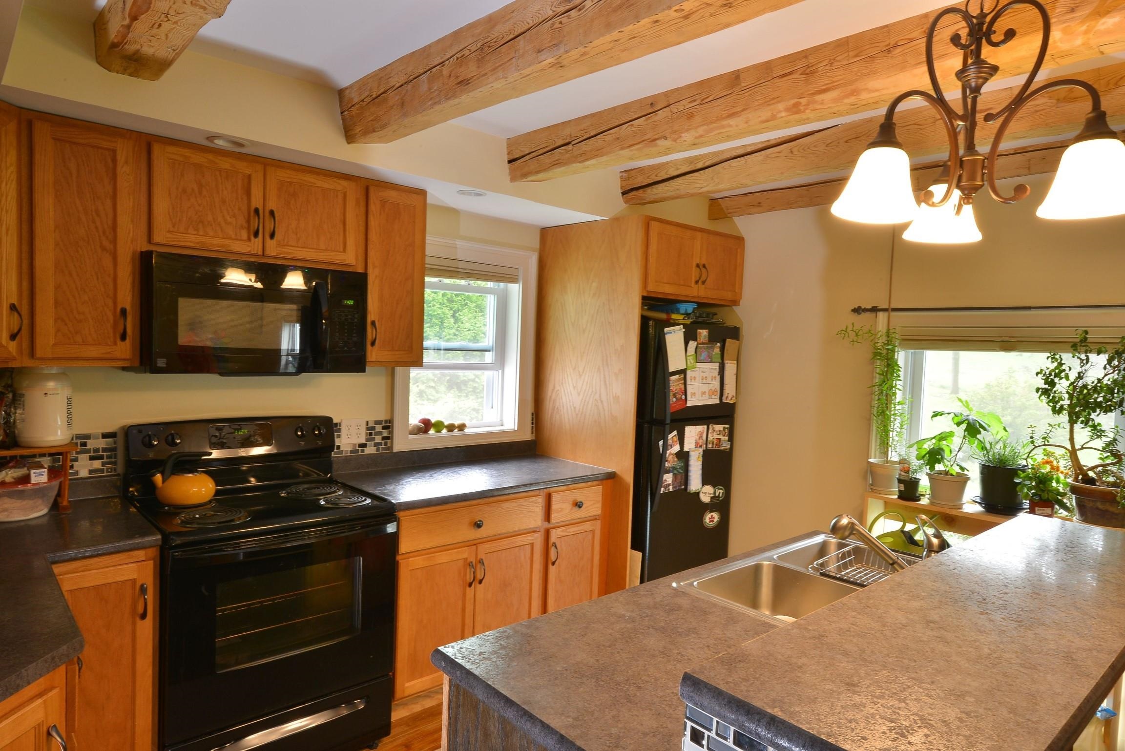 1035 US Rte 5 Derby, VT 05855 - Photo 13 of 41