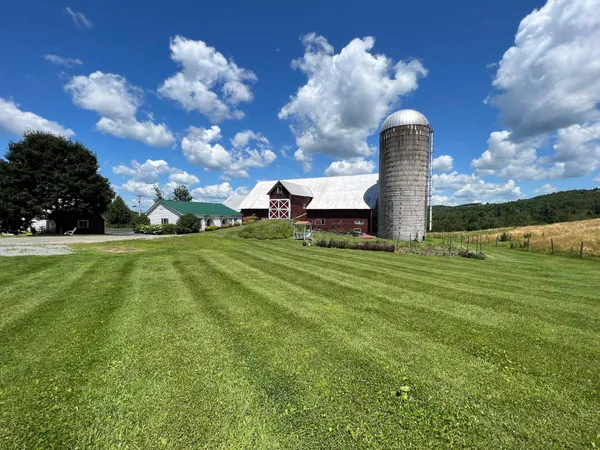 $1,200,000 | 1035 US Rte 5, Derby, VT 05855