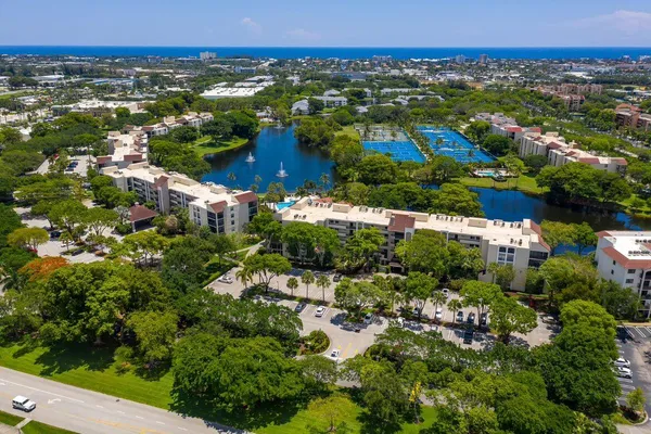 $2,900 | 1915 Lavers Circle, Unit E309, Delray Beach, FL 33444