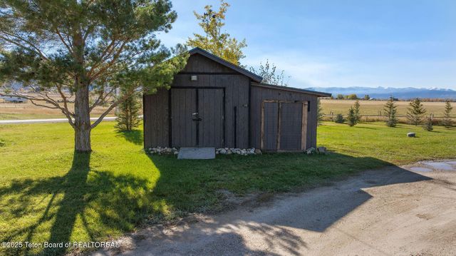 $2,200,000 | 2462 South 1000 East, Driggs, ID 83422