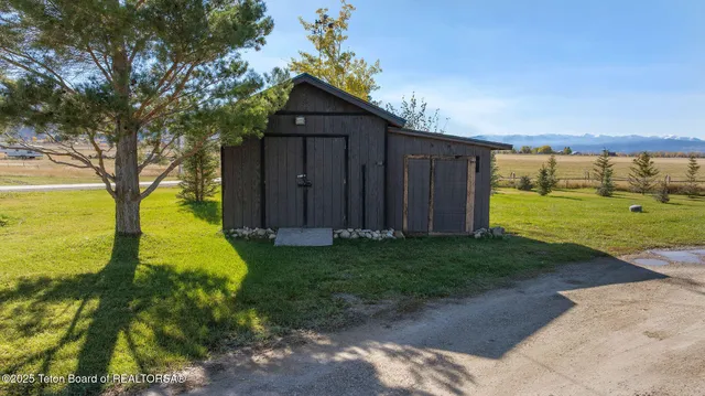 $2,200,000 | 2462 South 1000 East, Driggs, ID 83422