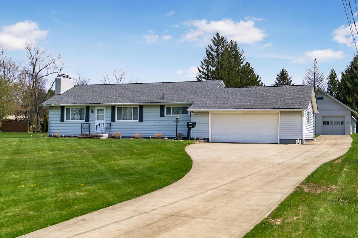 794 McNaughten Road Columbus, OH 43213 - Photo 1 of 30 Gallery Image 1