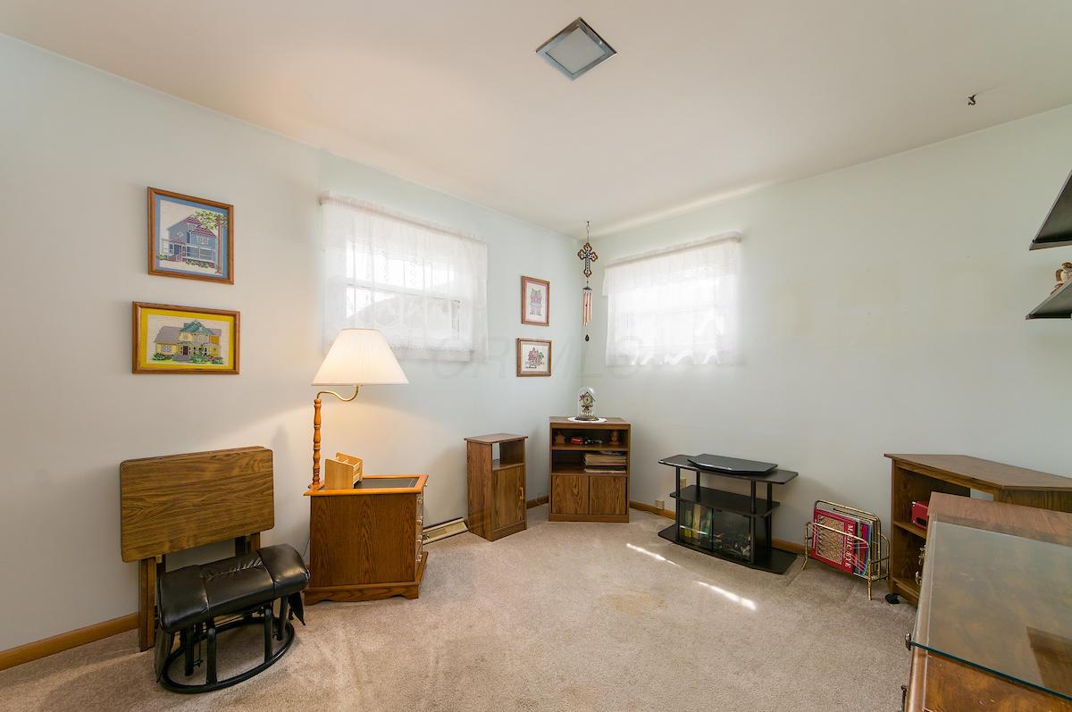 794 McNaughten Road Columbus, OH 43213 - Photo 15 of 30 Gallery Image 15