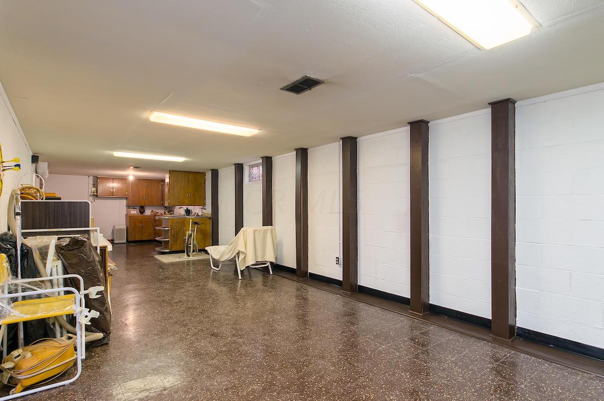 794 McNaughten Road Columbus, OH 43213 - Photo 16 of 30 Gallery Image 16