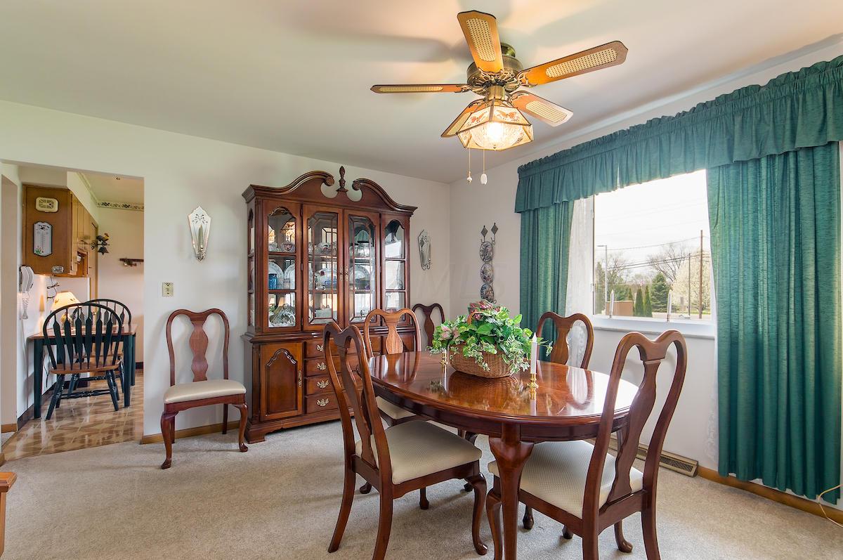 794 McNaughten Road Columbus, OH 43213 - Photo 4 of 30 Gallery Image 4