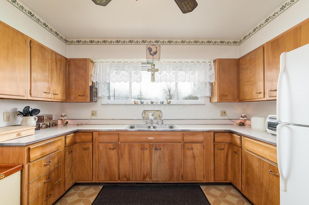 794 McNaughten Road Columbus, OH 43213 - Photo 7 of 30 Gallery Image 7