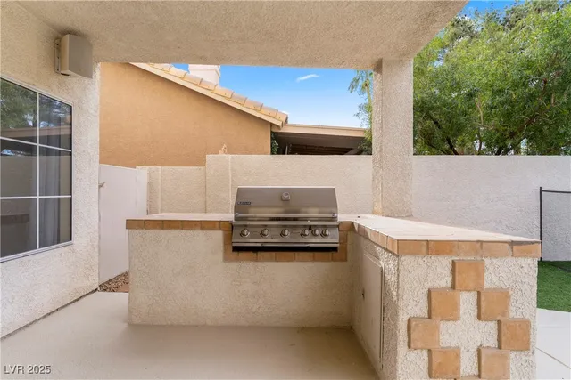 $603,000 | 83 Myrtle Beach Drive, Henderson, NV 89074