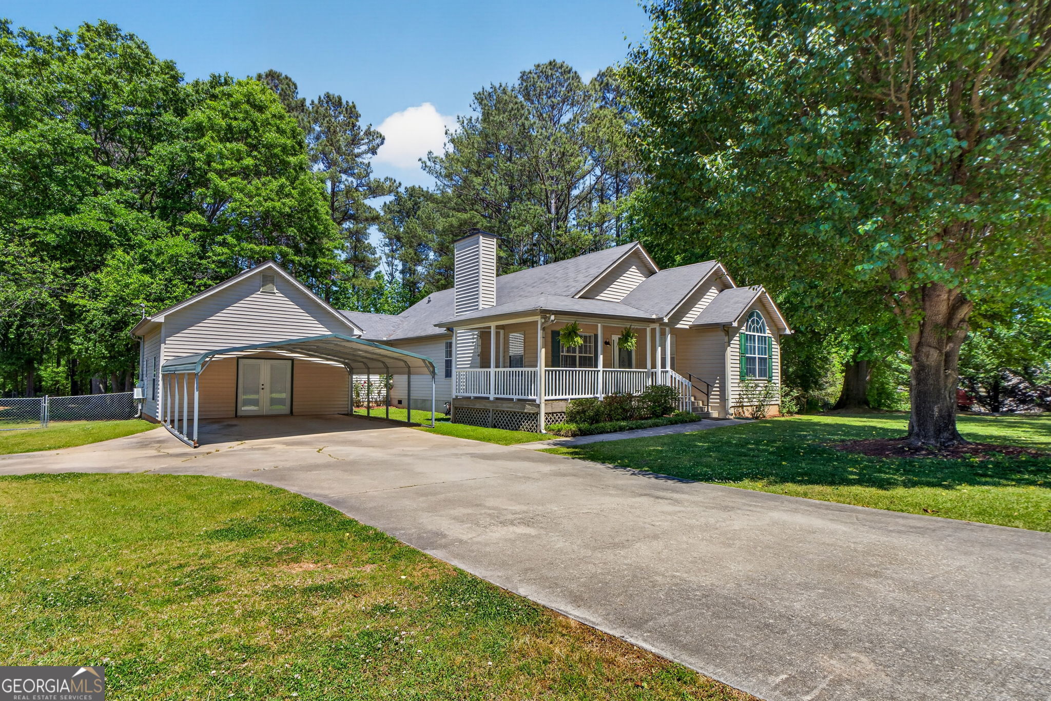 304 Annie Lane Locust Grove, GA 30248 - Photo 3 of 34