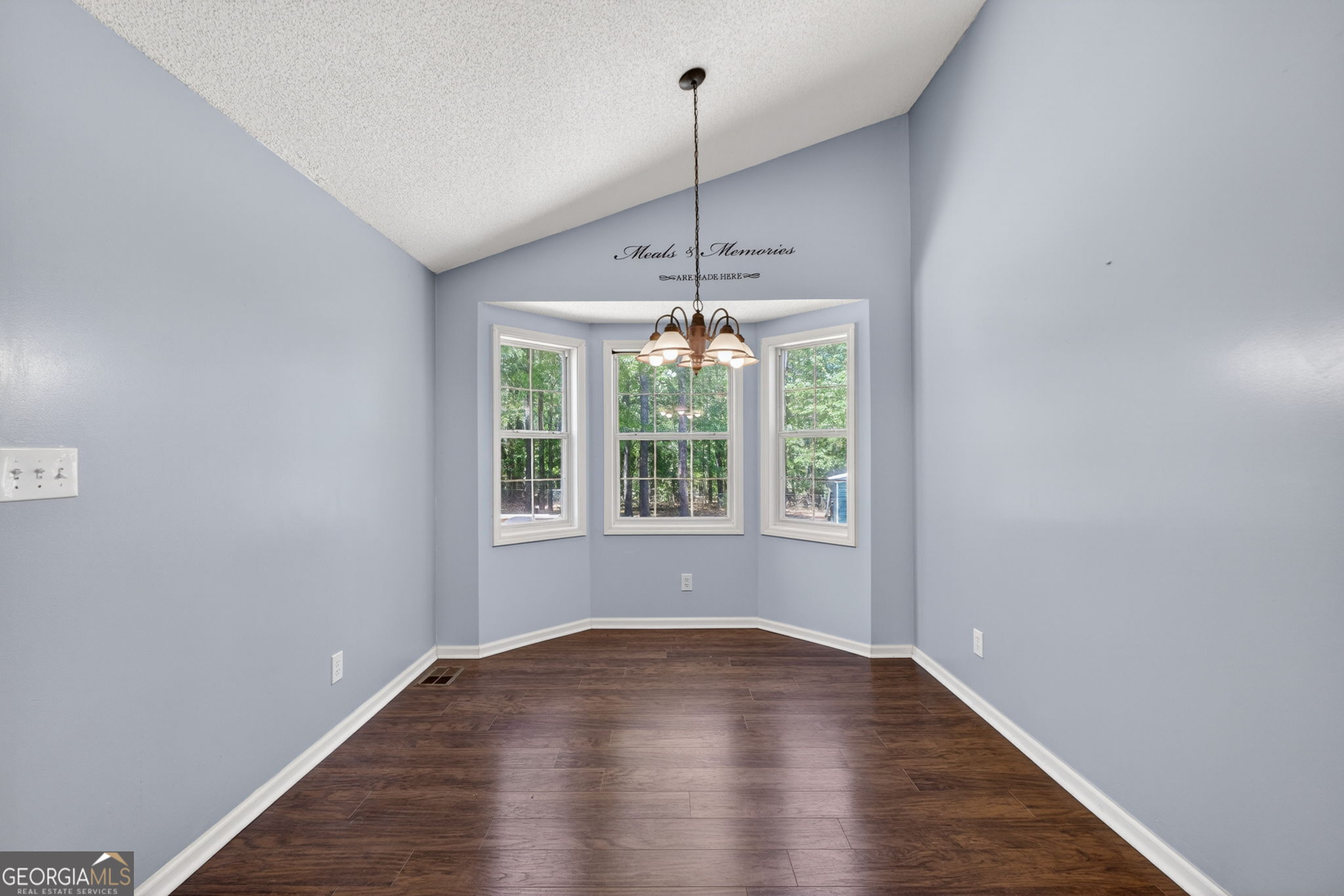 304 Annie Lane Locust Grove, GA 30248 - Photo 10 of 34