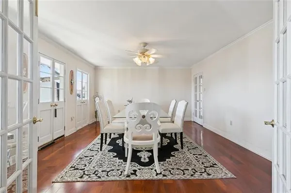 $441,500 | 3924 Pharr Street, Metairie, LA 70002