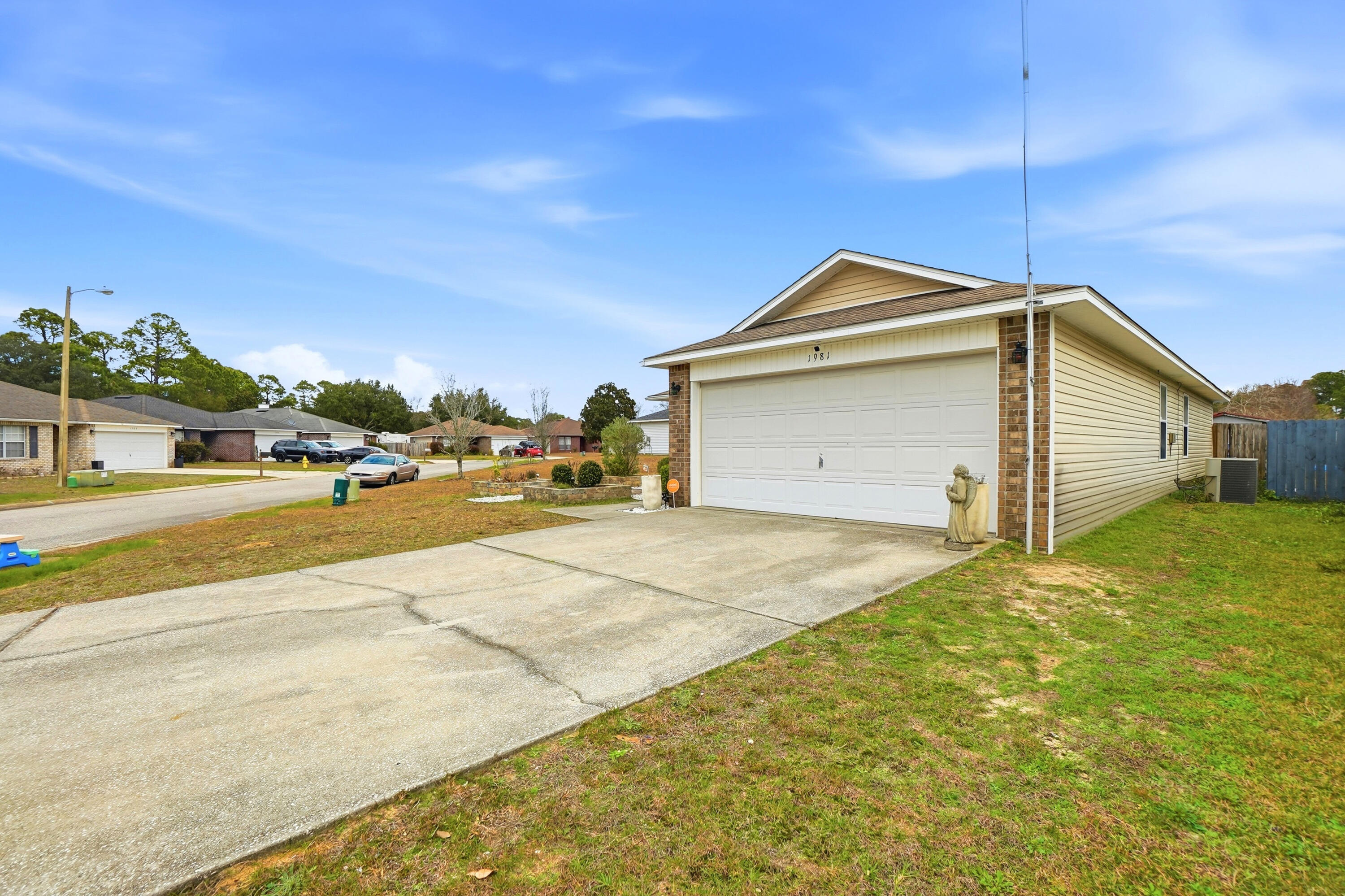 1981 Catline Circle Navarre, FL 32566 - Photo 37 of 37 Front Yard