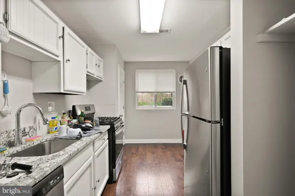 $260,000 | 5600 Bloomfield Drive, Unit 4, Alexandria, VA 22312