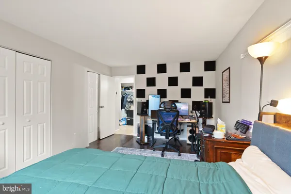 $260,000 | 5600 Bloomfield Drive, Unit 4, Alexandria, VA 22312