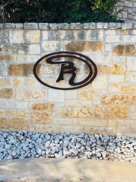 2410 2nd Street South, Unit 416 Waco, TX 76706 - Photo 6 of 40 a bathroom with a sink