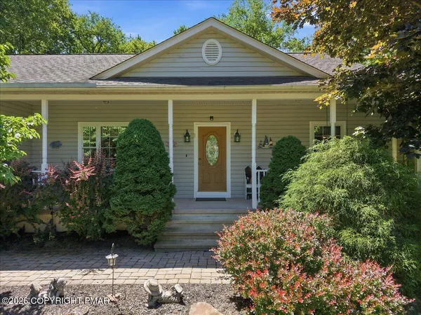 $445,000 | 252 Chestnut Road, Blakeslee, PA 18610