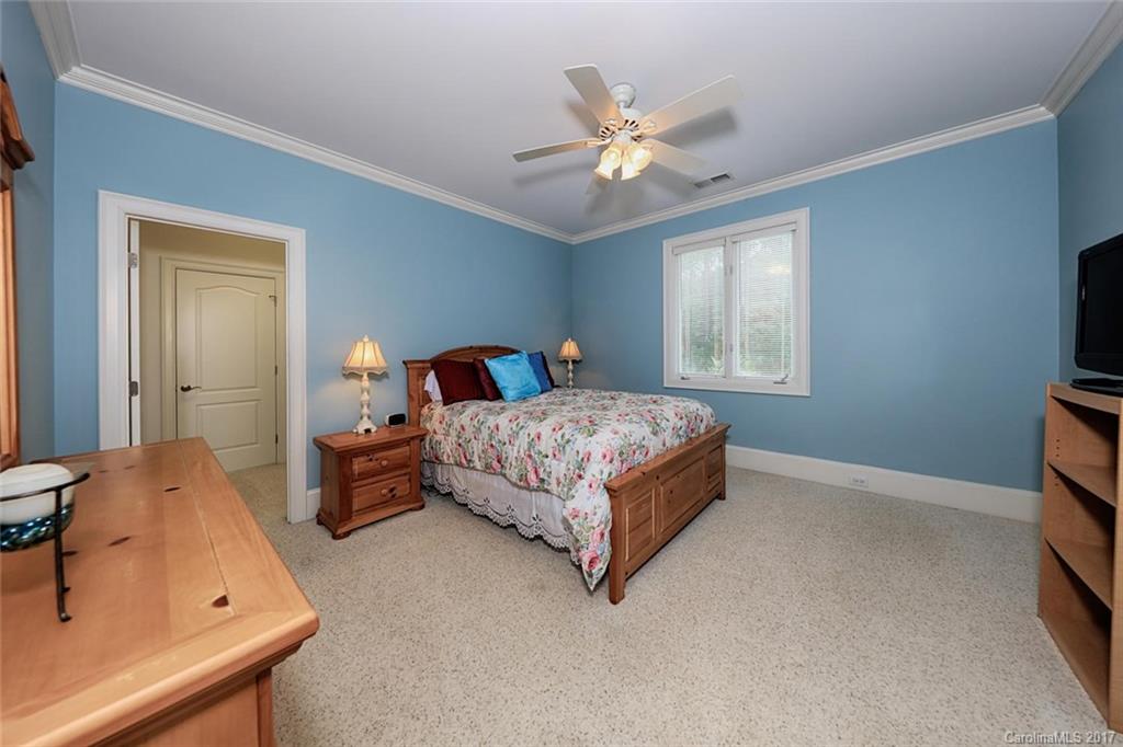 4960 Antioch Church Road Matthews, NC 28104 - Photo 16 of 24 Gallery Image 16