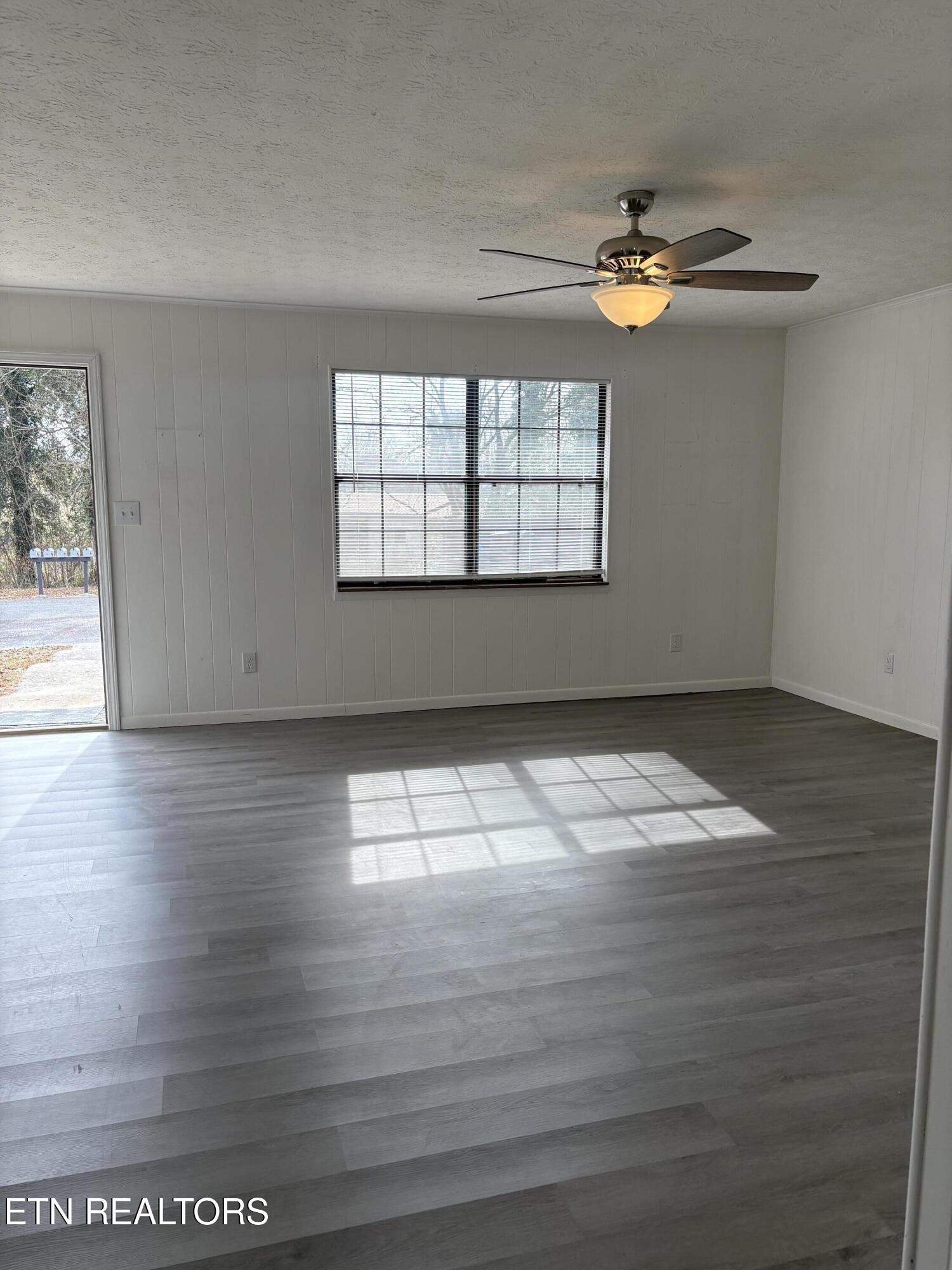101 Paint Rock Ferry Road, Unit 3 Kingston, TN 37763 - Photo 3 of 6