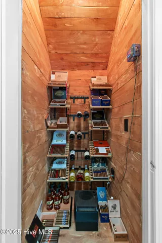 $499,999 | 406 Antioch Lakes Road, New Bern, NC 28560