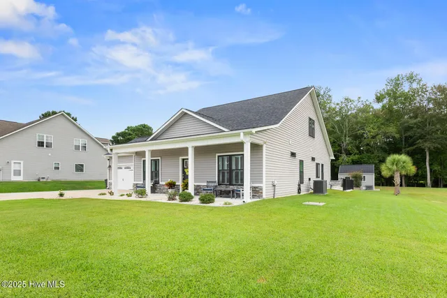 $499,999 | 406 Antioch Lakes Road, New Bern, NC 28560