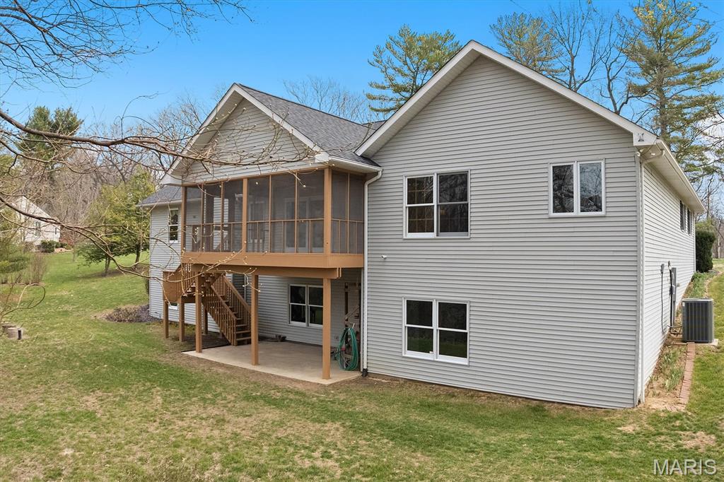1430 Mullen Lane Godfrey, IL 62035 - Photo 13 of 46