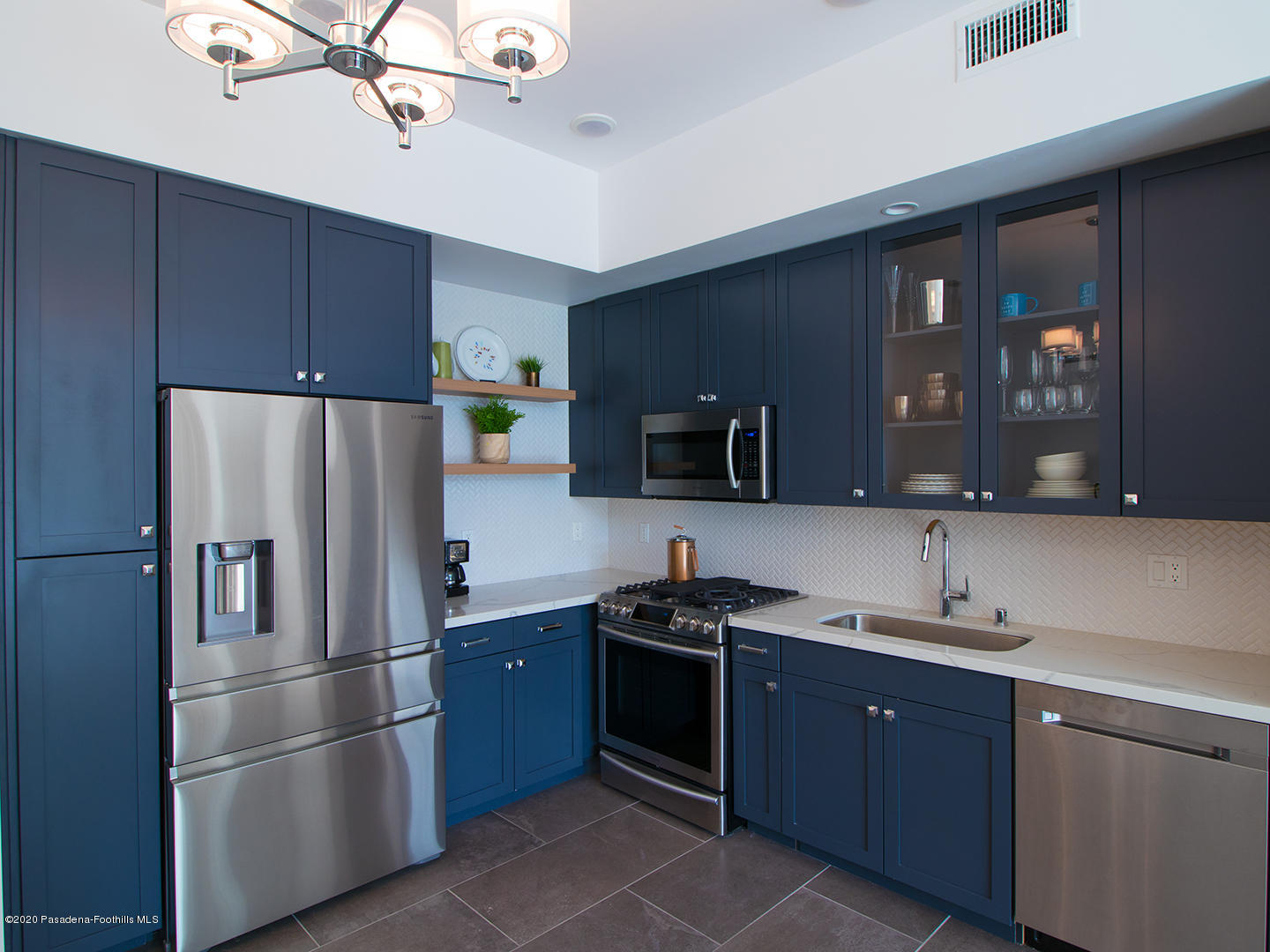 125 Hurlbut Street, Unit 101 Pasadena, CA 91105 - Photo 18 of 28 20200228-IMG_3145lo