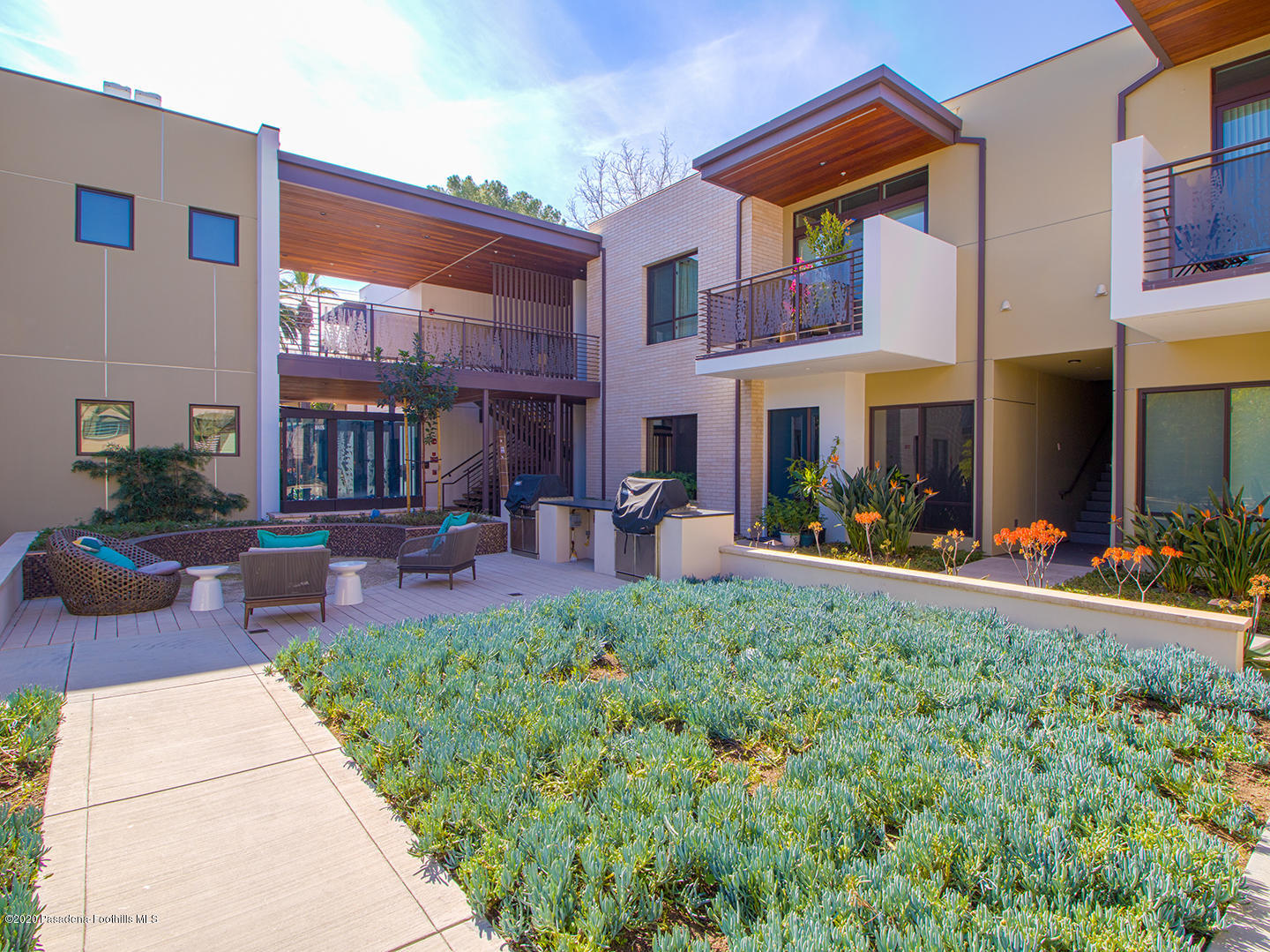 125 Hurlbut Street, Unit 101 Pasadena, CA 91105 - Photo 9 of 28 IMG_2968-Editlo