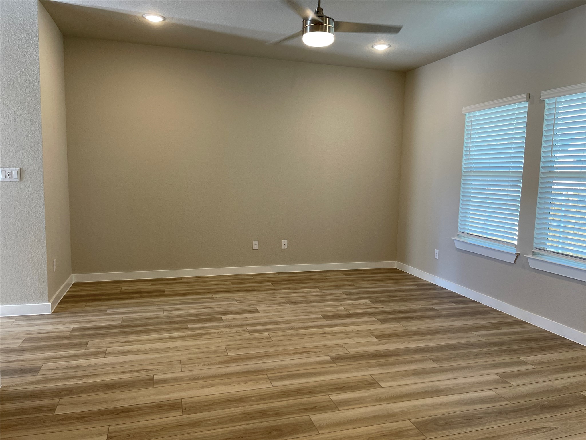 217 Coda Crossing Georgetown, TX 78633 - Photo 7 of 18