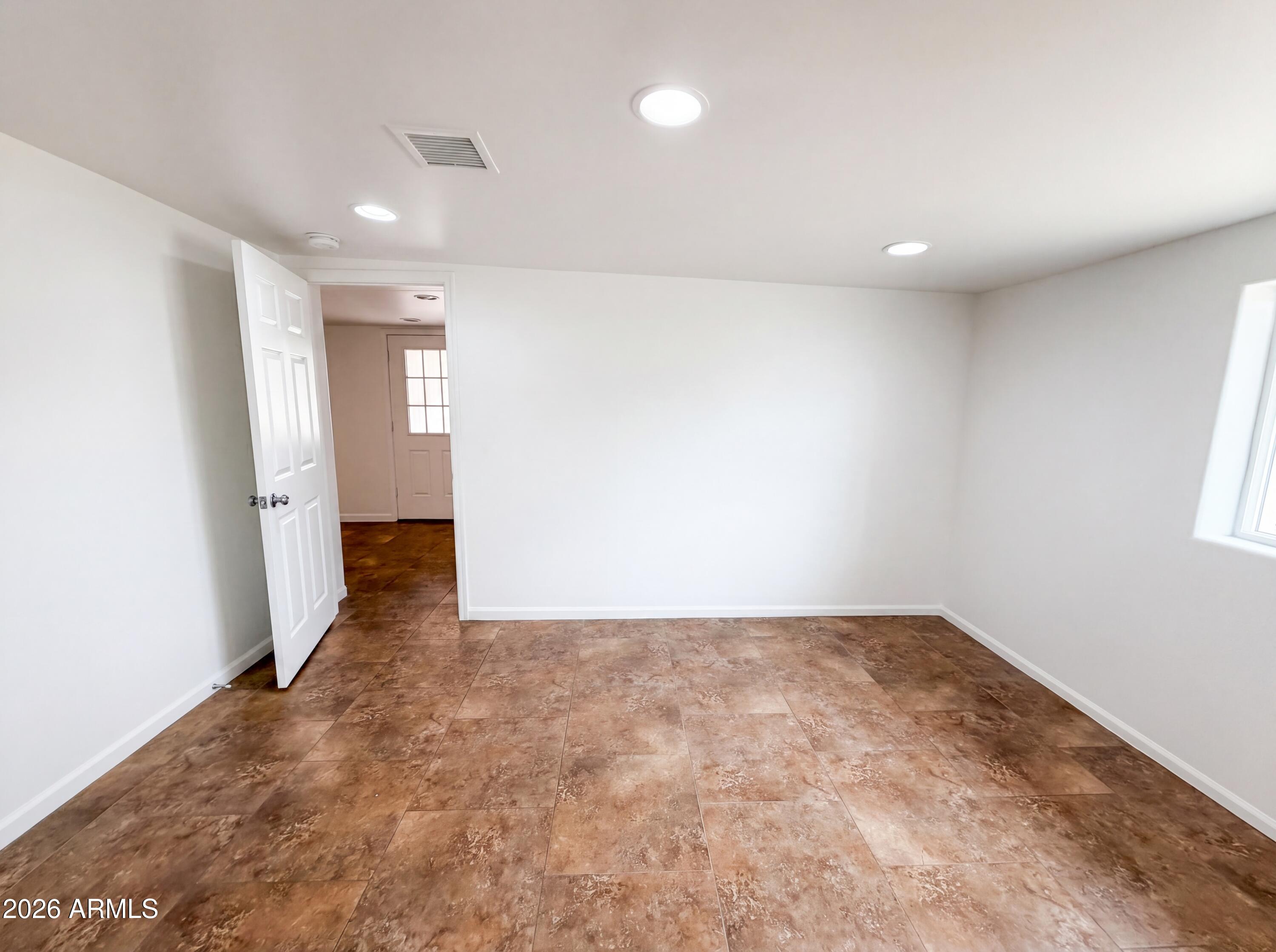 2722 East Nisbet Road Phoenix, AZ 85032 - Photo 4 of 26
