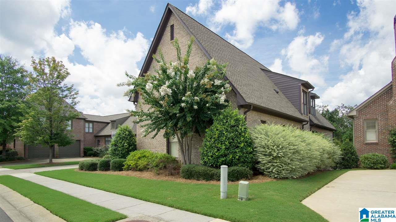 5703 Chestnut Trace Birmingham, AL 35244 - Photo 3 of 33