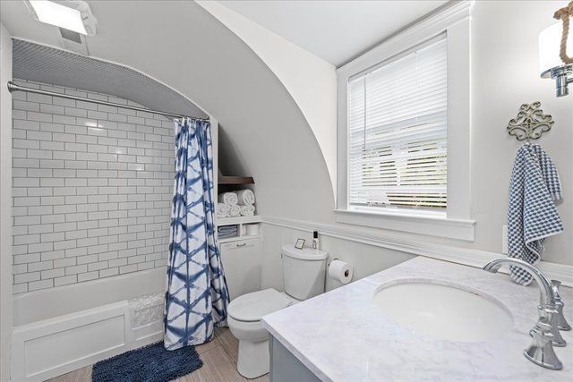 204 Country Commons Road Trout Valley, IL 60013 - Photo 17 of 17 a bathroom with a sink toilet and shower