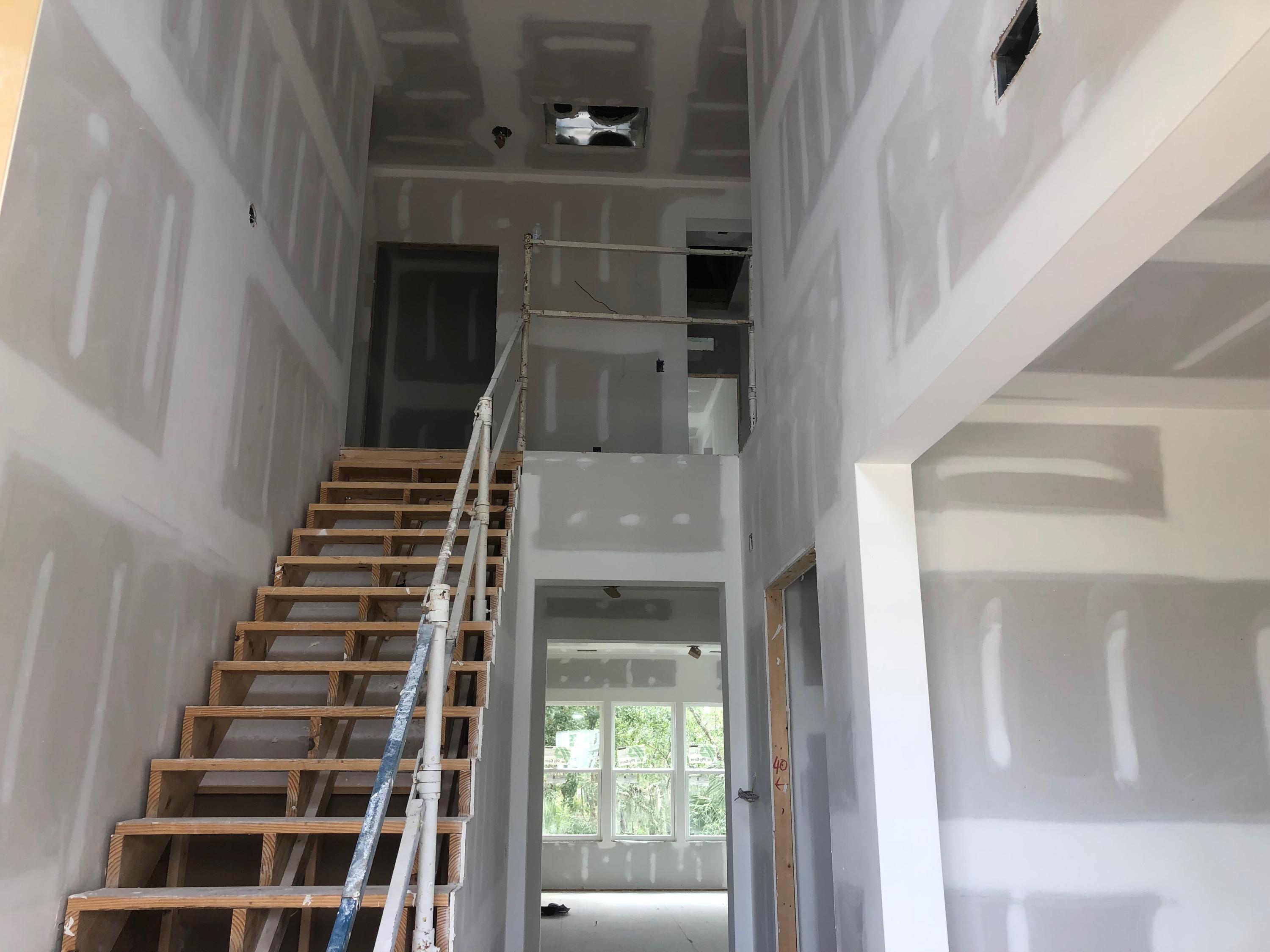 1432 Stratton Place Mount Pleasant, SC 29466 - Photo 5 of 21 foyer