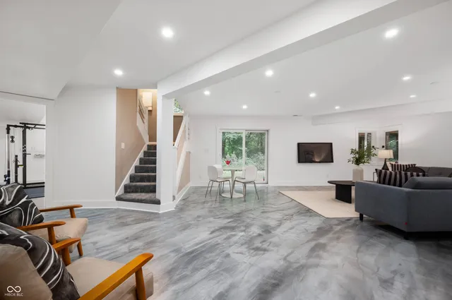 $799,900 | 10919 Running Tide Court, Indianapolis, IN 46236