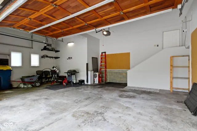 $799,900 | 10919 Running Tide Court, Indianapolis, IN 46236