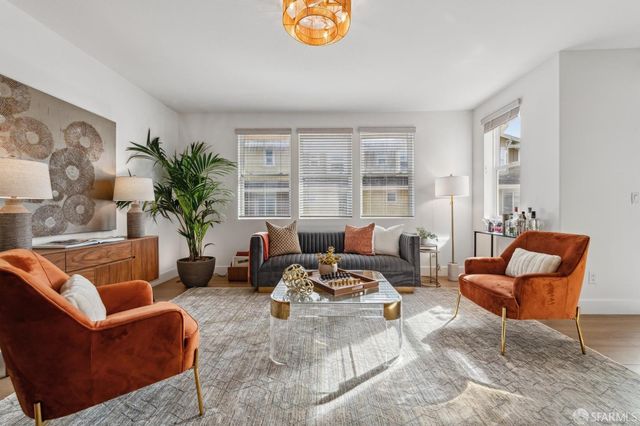 $900,000 | 105 West Crystal Cove Terrace, San Francisco, CA 94134