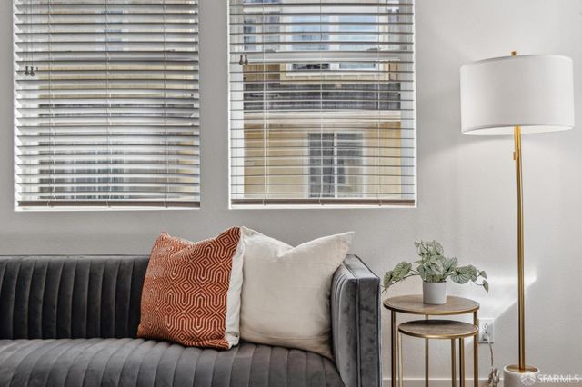 $900,000 | 105 West Crystal Cove Terrace, San Francisco, CA 94134