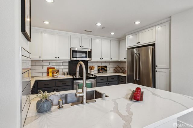 $900,000 | 105 West Crystal Cove Terrace, San Francisco, CA 94134