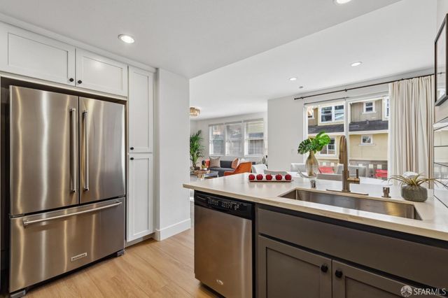 $900,000 | 105 West Crystal Cove Terrace, San Francisco, CA 94134