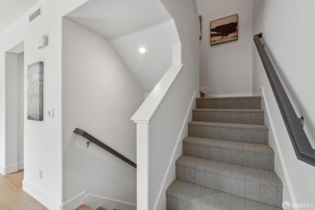 $900,000 | 105 West Crystal Cove Terrace, San Francisco, CA 94134