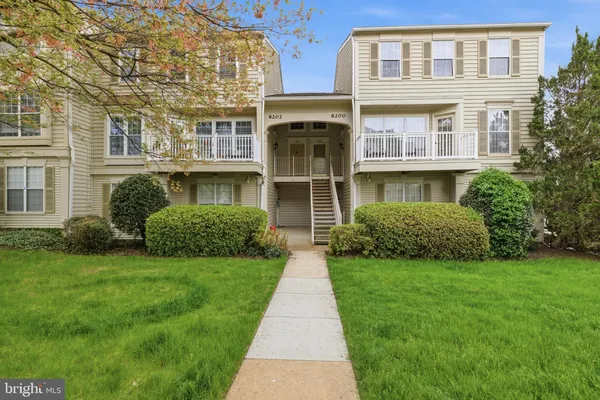 $350,000 | 8200 Catbird Circle, Unit 201, Lorton, VA 22079