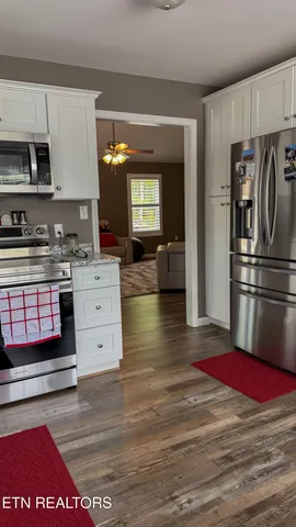 $474,000 | 344 Kayla Lane, Oneida, TN 37841