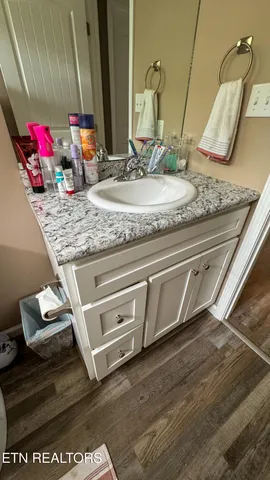 $474,000 | 344 Kayla Lane, Oneida, TN 37841