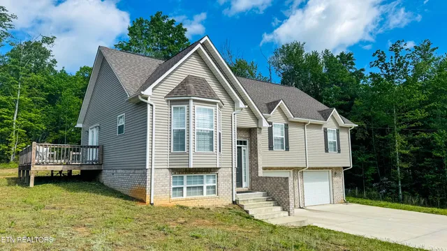 $474,000 | 344 Kayla Lane, Oneida, TN 37841